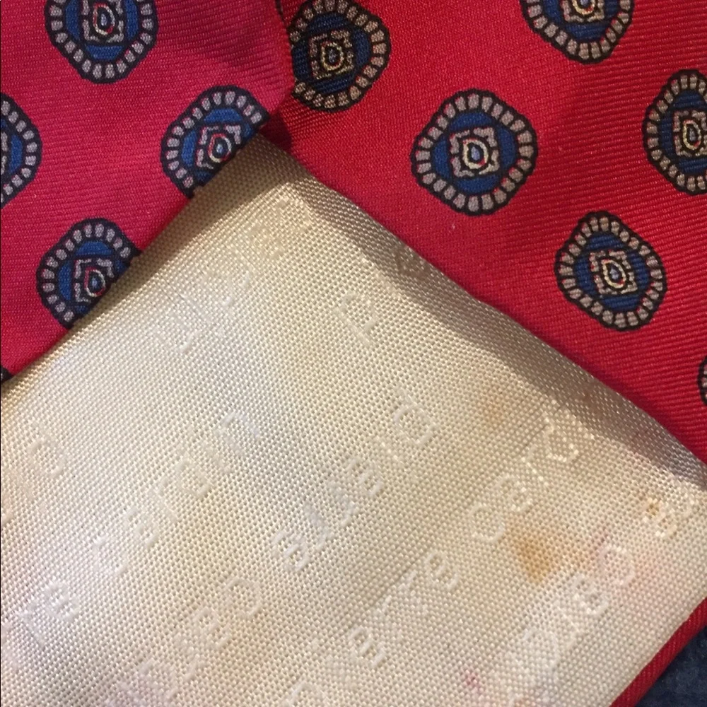 Pierre Cardin tie red silk